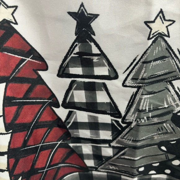 Holiday Tablecloth New Black White Gray Red 58” X 120” Christmas Trees - Picture 6 of 9